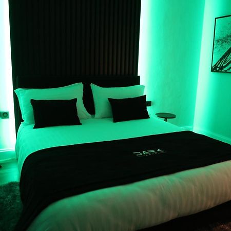 Dark Hotel Tirana Shkoze Bagian luar foto