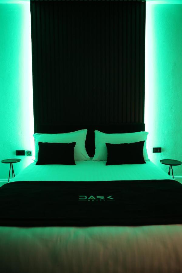 Dark Hotel Tirana Shkoze Bagian luar foto