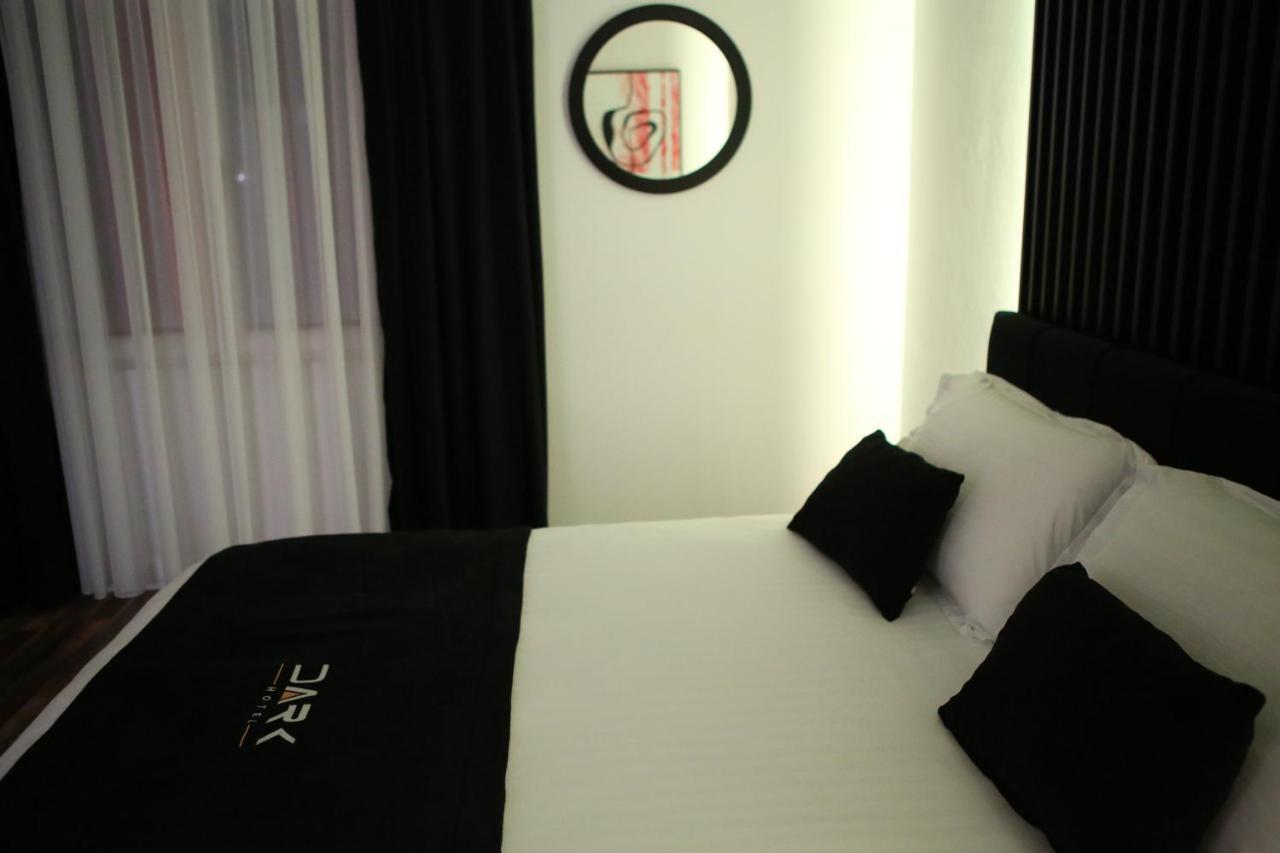 Dark Hotel Tirana Shkoze Bagian luar foto