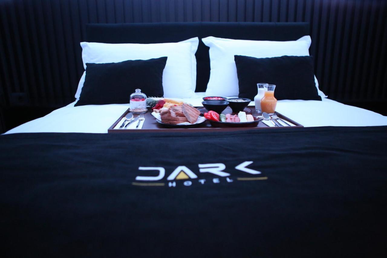 Dark Hotel Tirana Shkoze Bagian luar foto