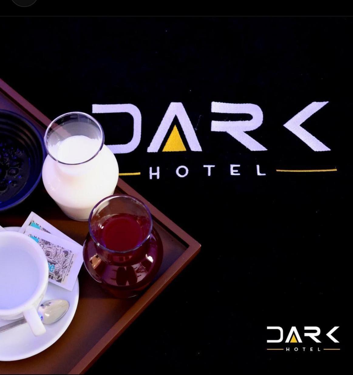 Dark Hotel Tirana Shkoze Bagian luar foto